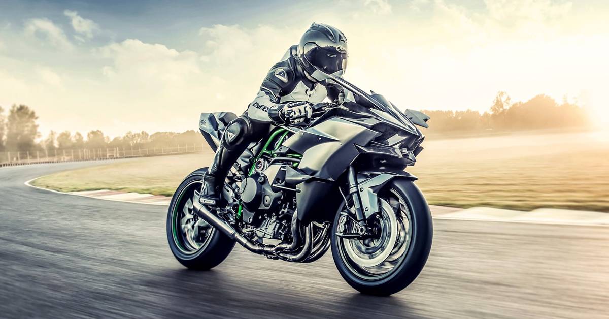 Kawasaki H2r Kawasaki World Fastest Bike Top Speed Top 10 Bikes In