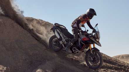 Foto de ação do Tiger 900 Rally Pro 2024