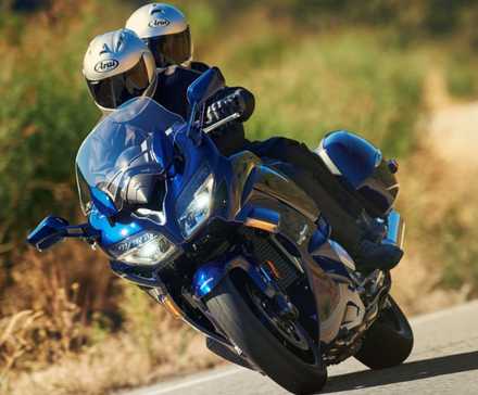 Tourer esportivo Yamaha FJR1300ES 2024
