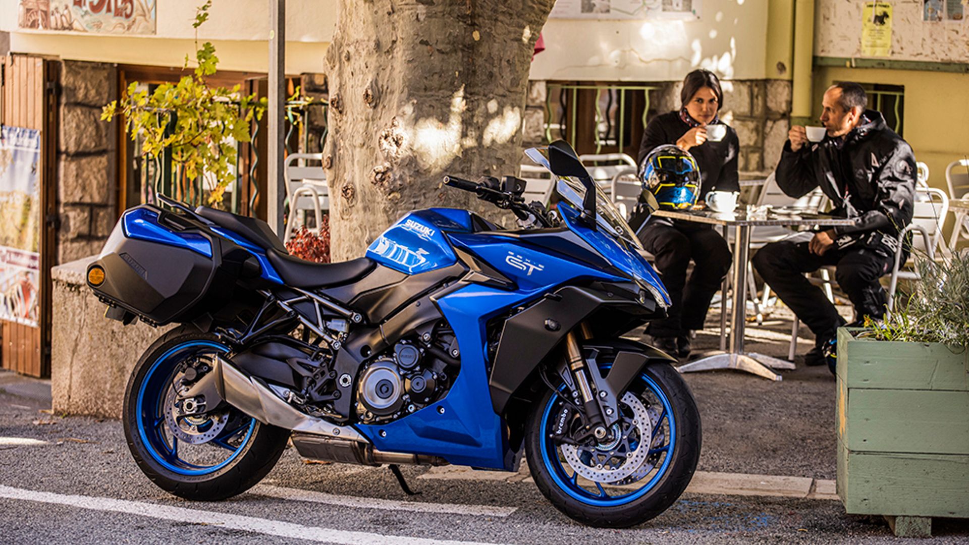Suzuki GSX-S1000GT+