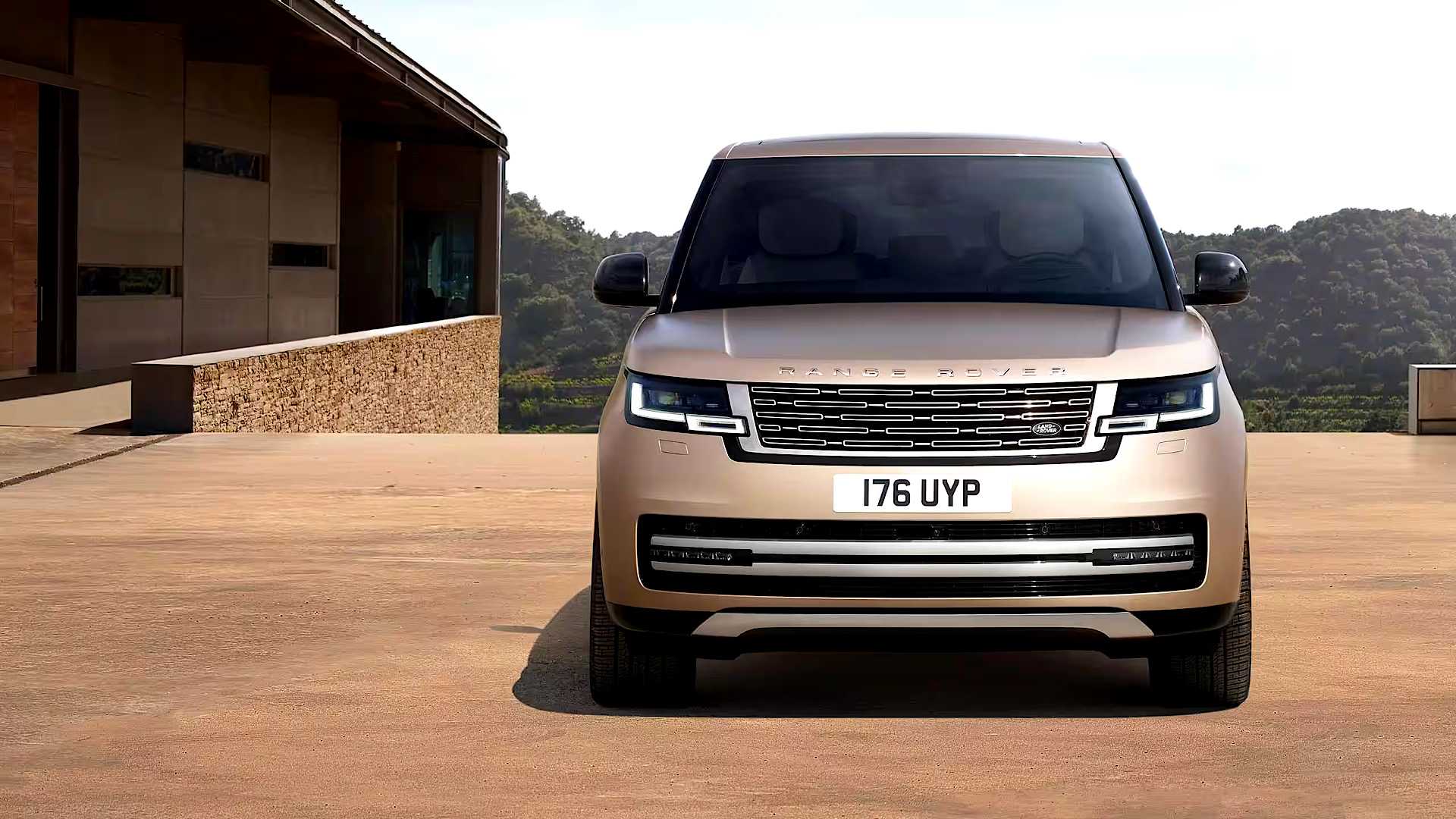 Top Range Rover 10 Luxury SUVs With The Best And Coolest Technology