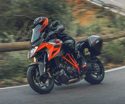 KTM 1290 Super Duke GT esportivo de turismo
