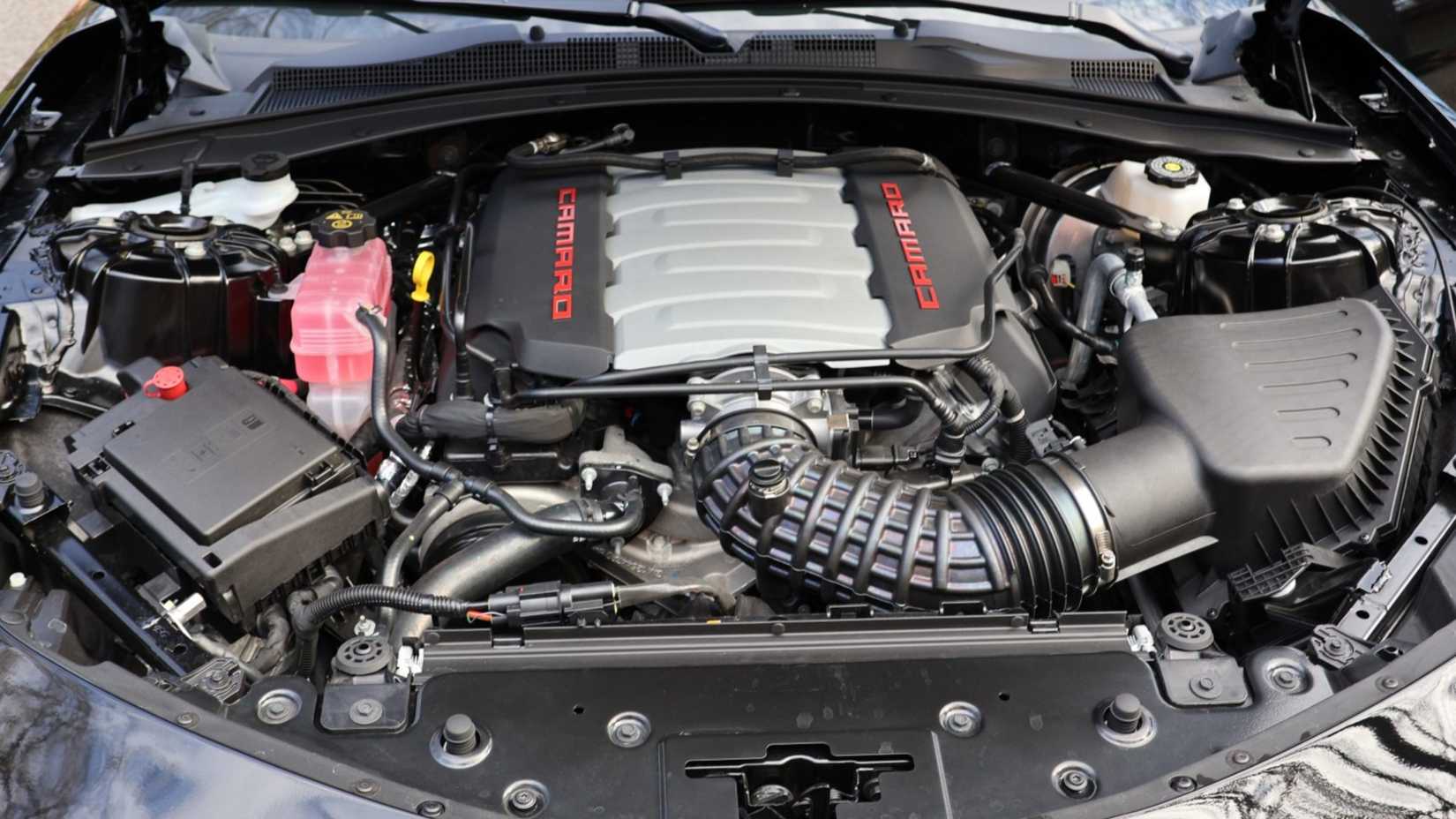 Engine Black 2024 Chevrolet Camaro Coupe 2SS