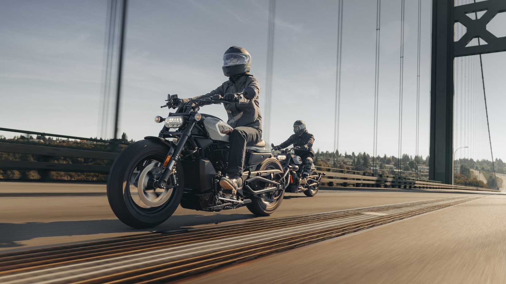 High Class Motorcycle 10 Most Extreme High-Performance Cruiser Motorcycles Of 2024