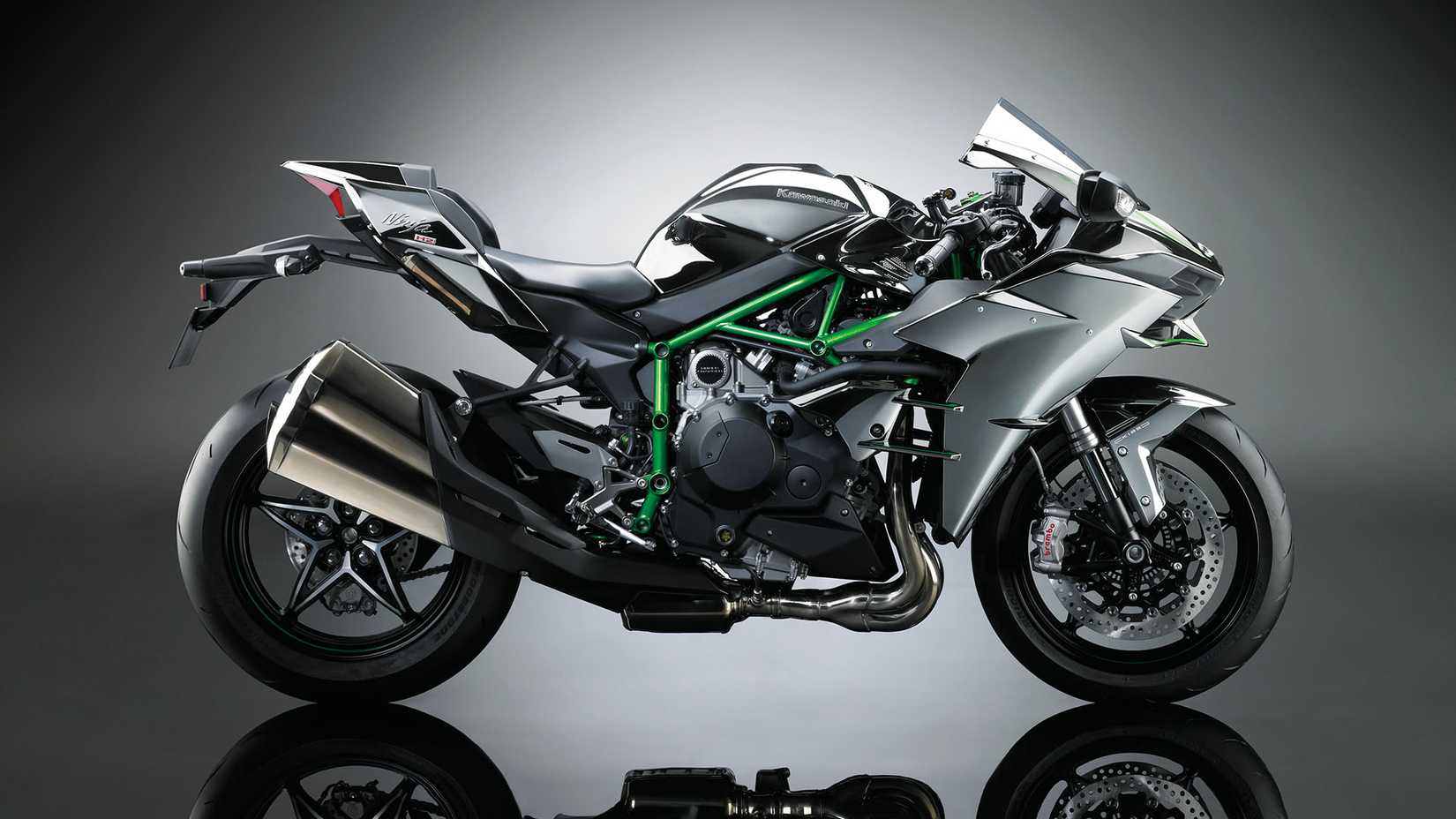 Right Hand-Side View of A Kawaskai Ninja H2 Motorcycle