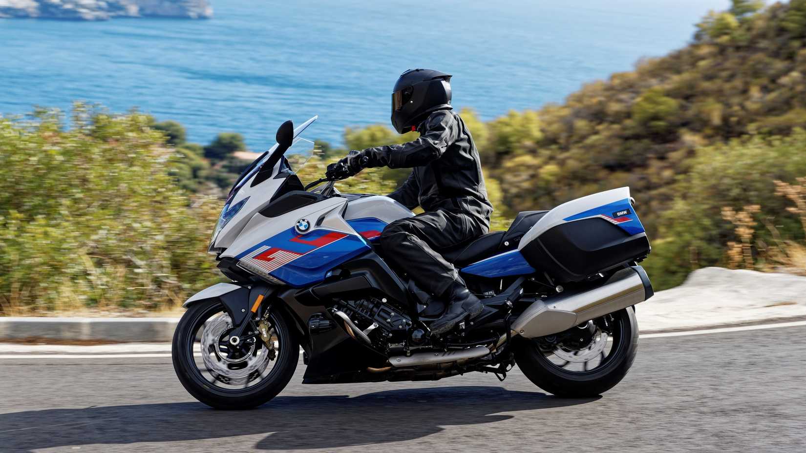 2025 BMW K 1600 GT cornering side profile view
