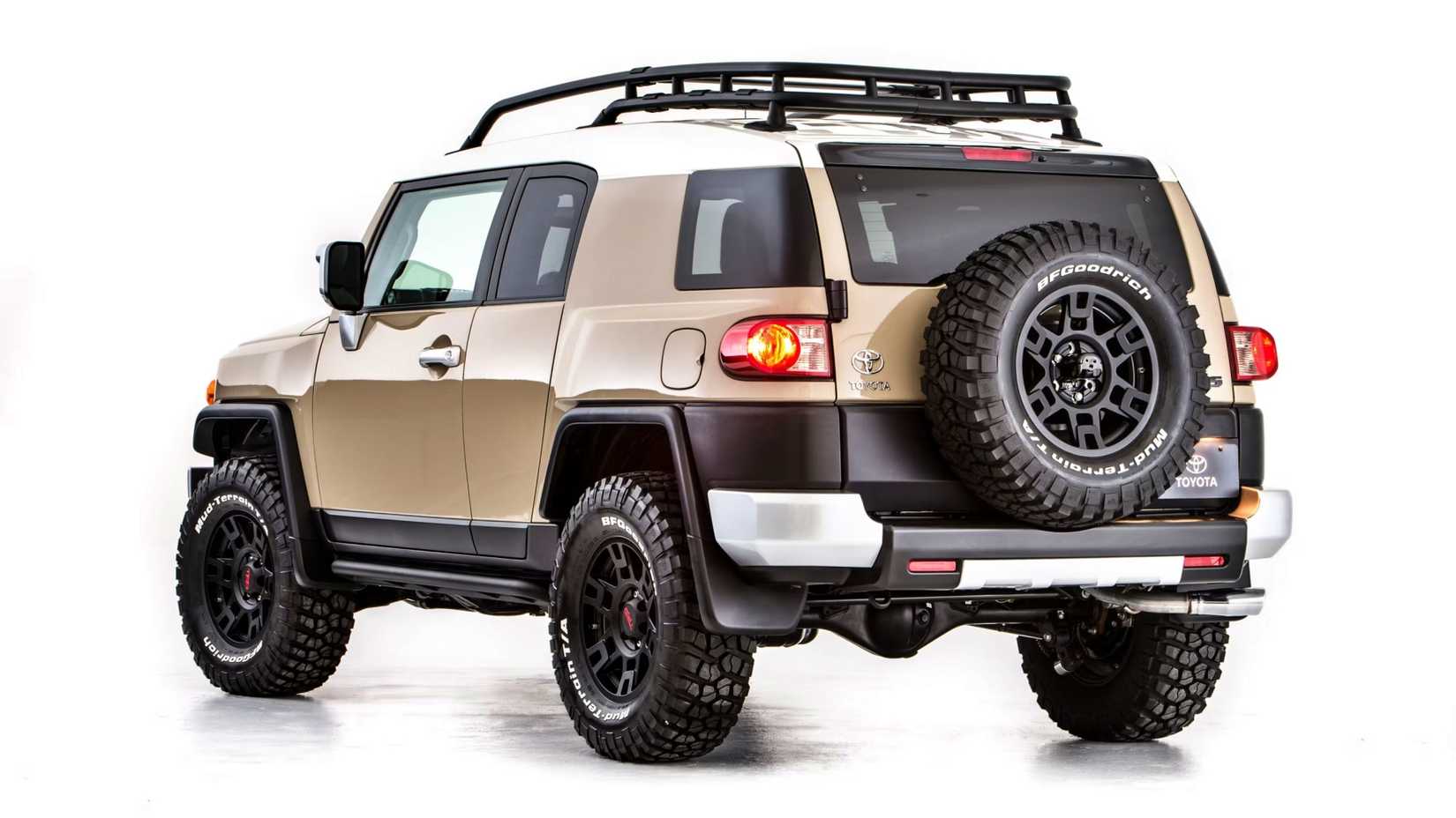 Toyota Pauses Plans for Compact FJ Cruiser SUV