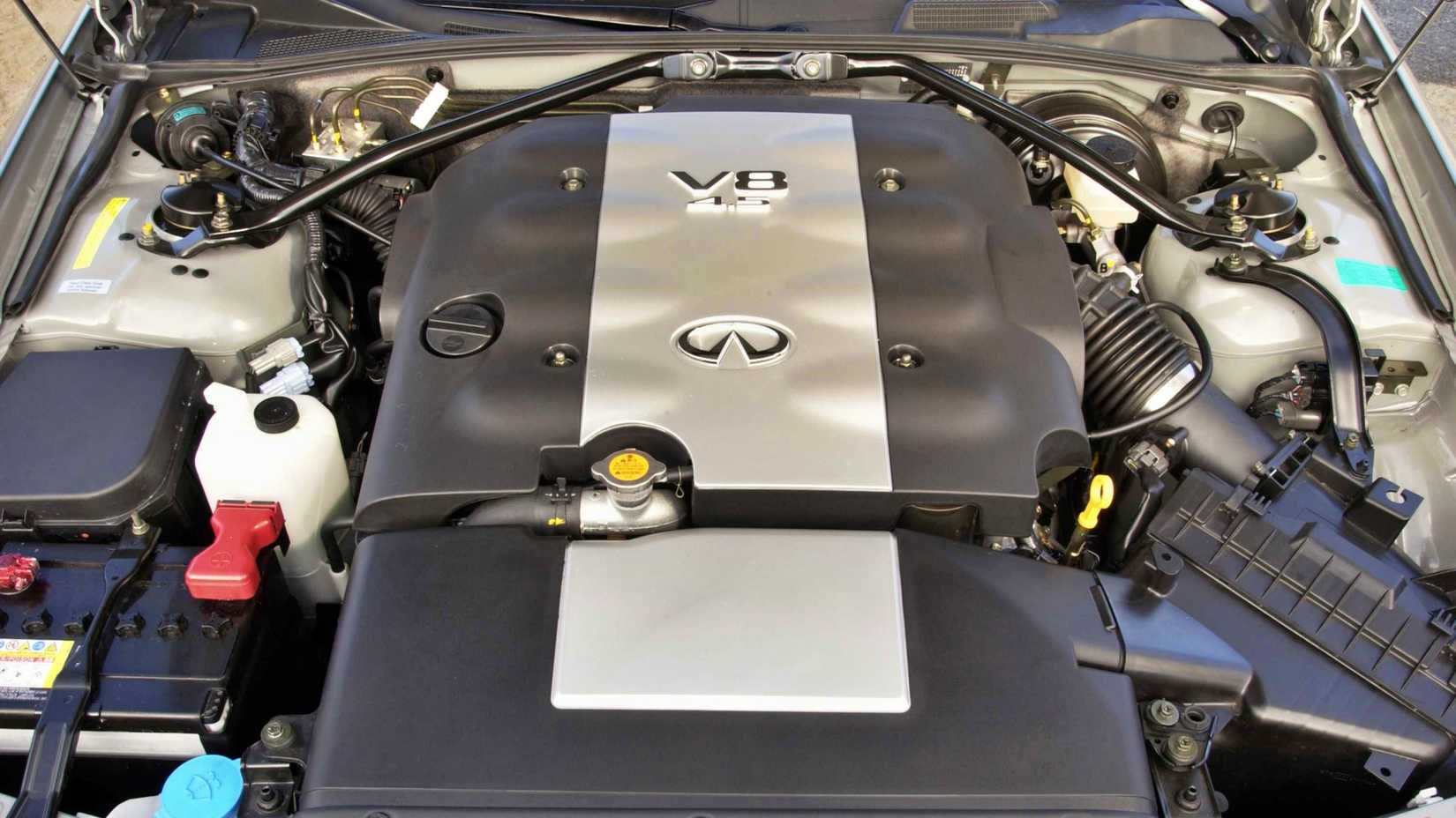 Motor Infiniti M45 2003