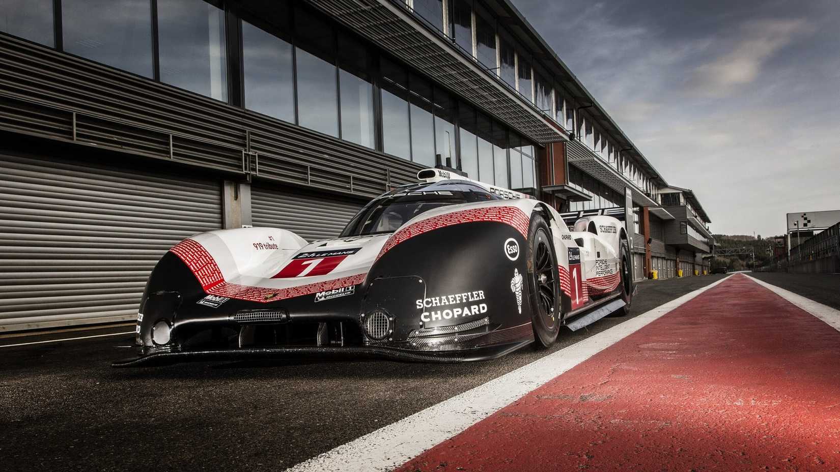 V-4 Engine Porsche 919 Hybrid
