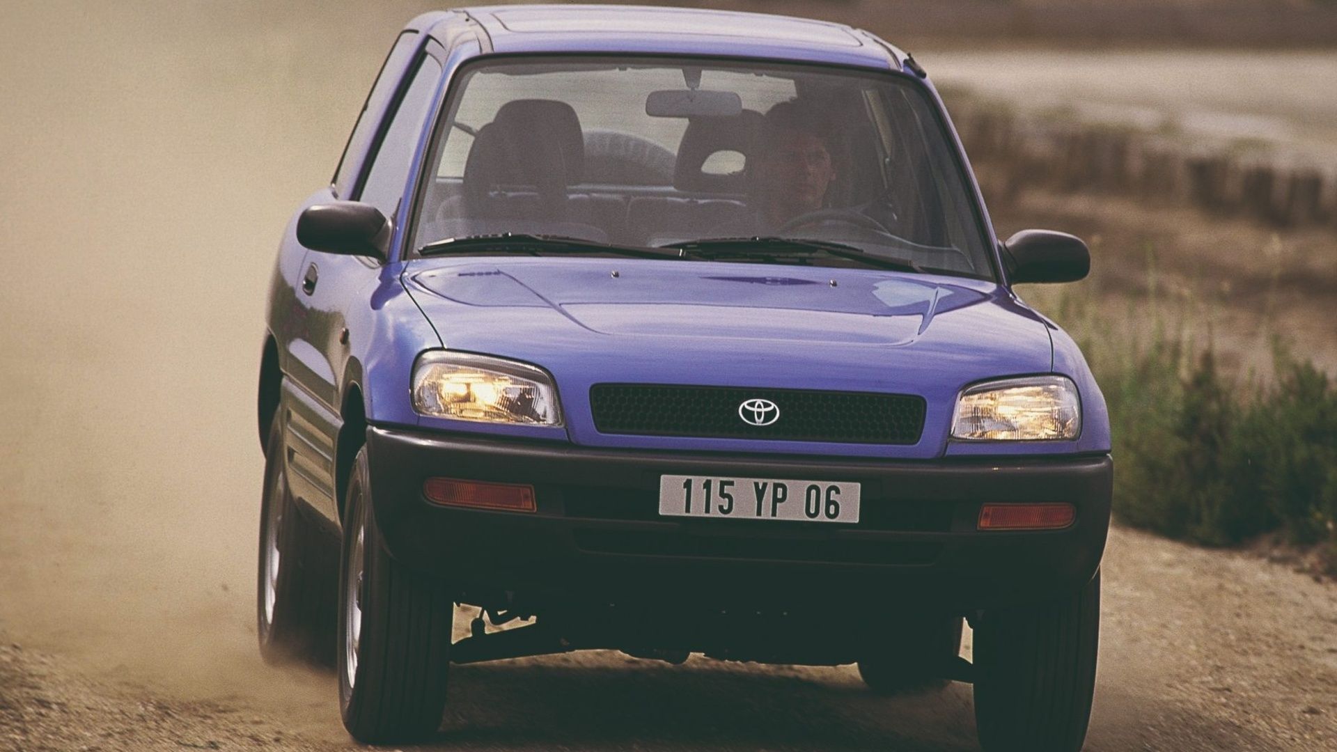 How The Original Toyota RAV4 Popularized The Compact SUV Segment