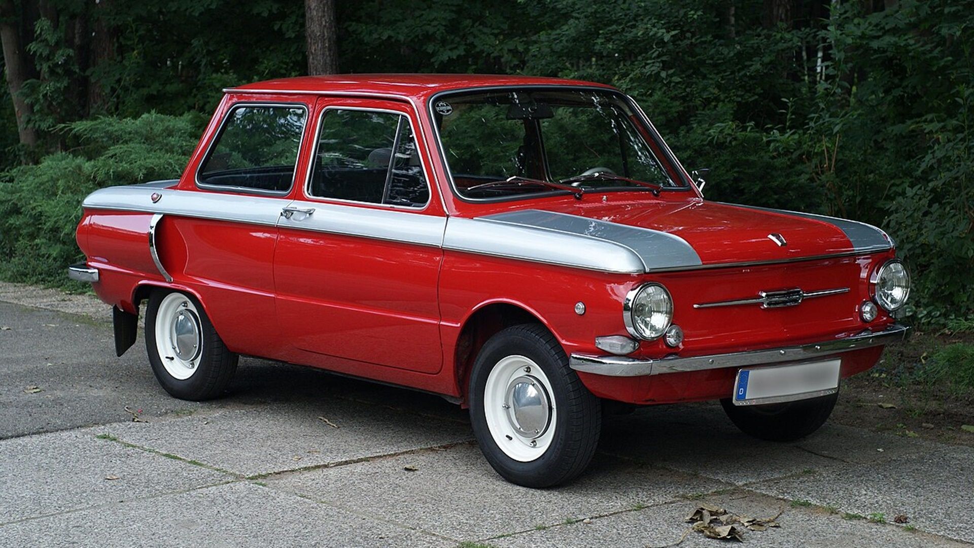 Here's Why V4 Engines Are So Uncommon In Cars