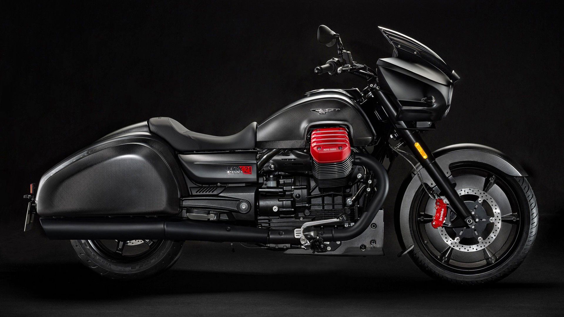 2017-moto-guzzi-mgx21-side.jpg