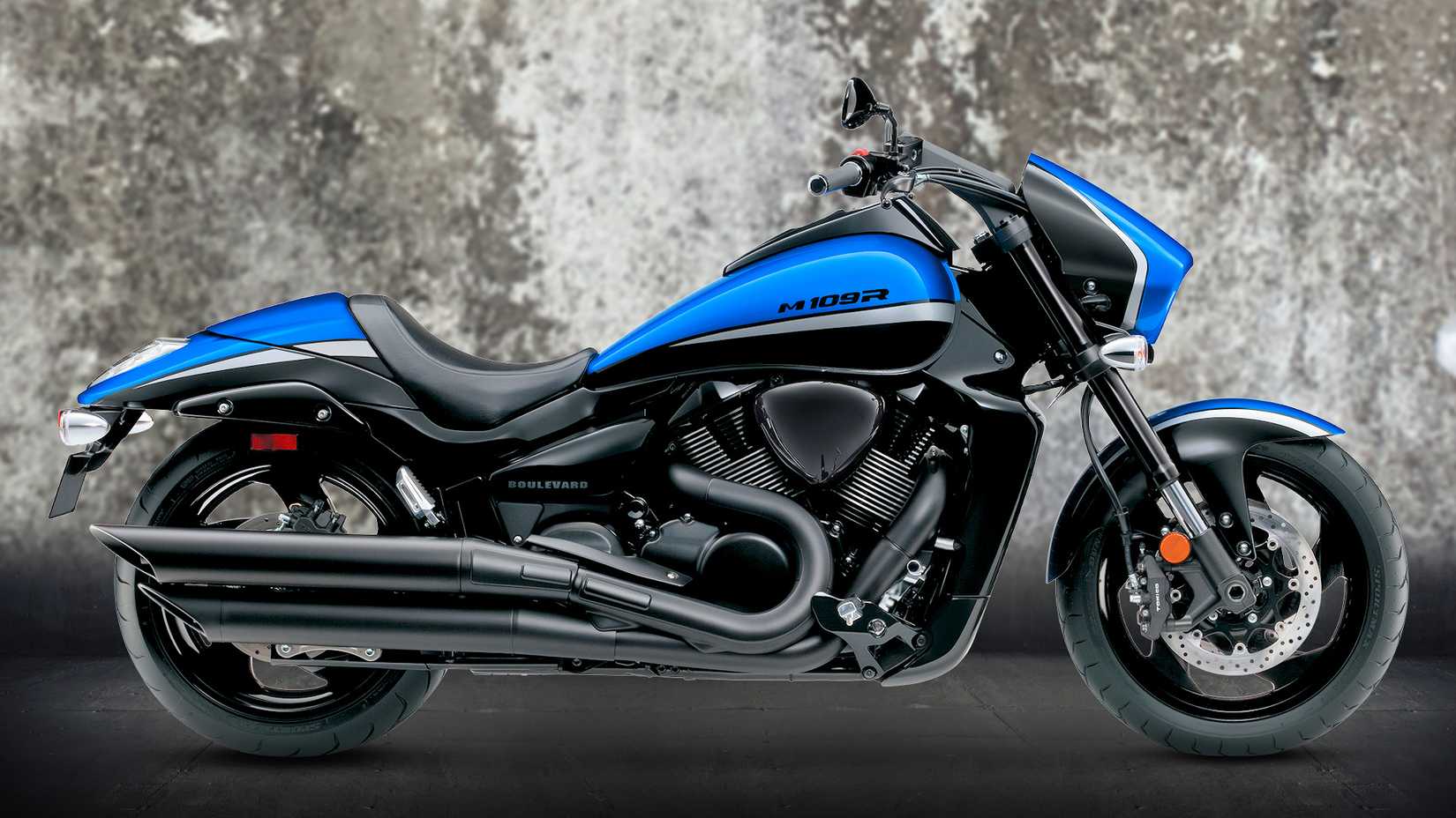 Foto de perfil estático do Suzuki Boulevard M109R BOSS 2023