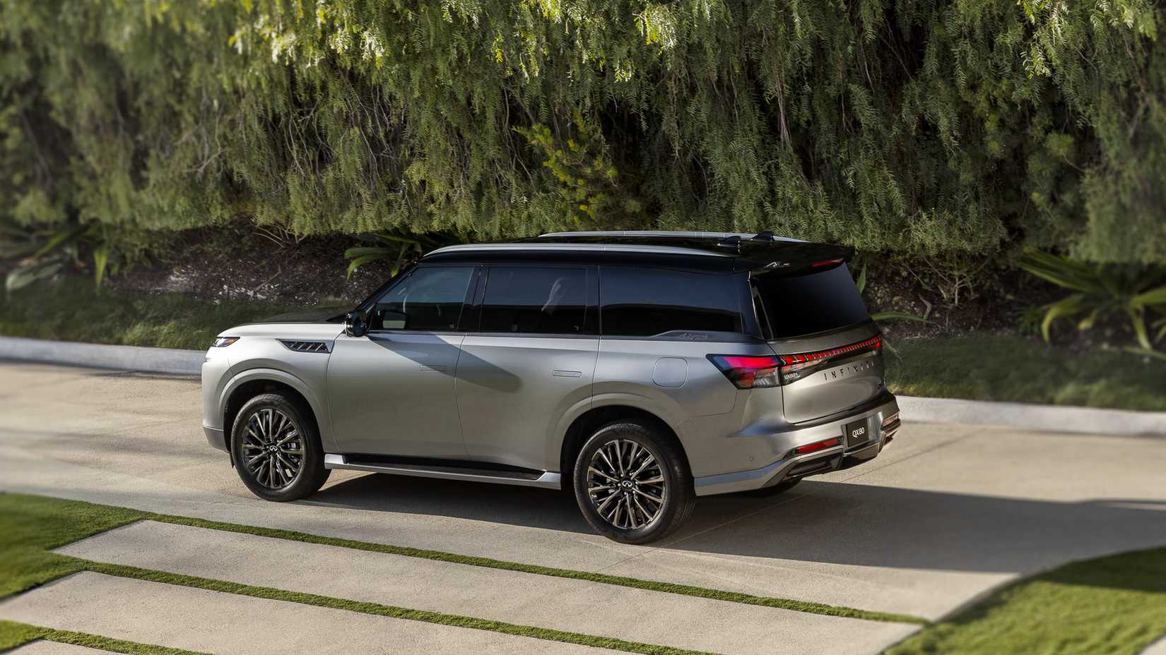 2025 Infiniti QX80-25