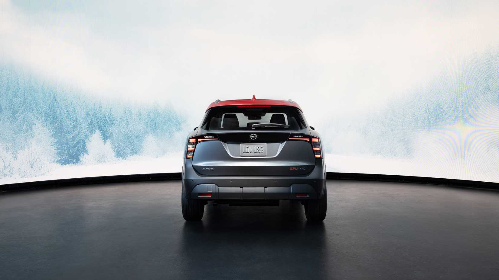 2025 Nissan Kicks rear