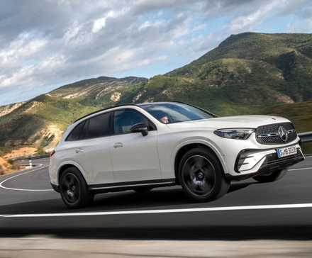 White 2025 Mercedes-Benz GLC PHEV