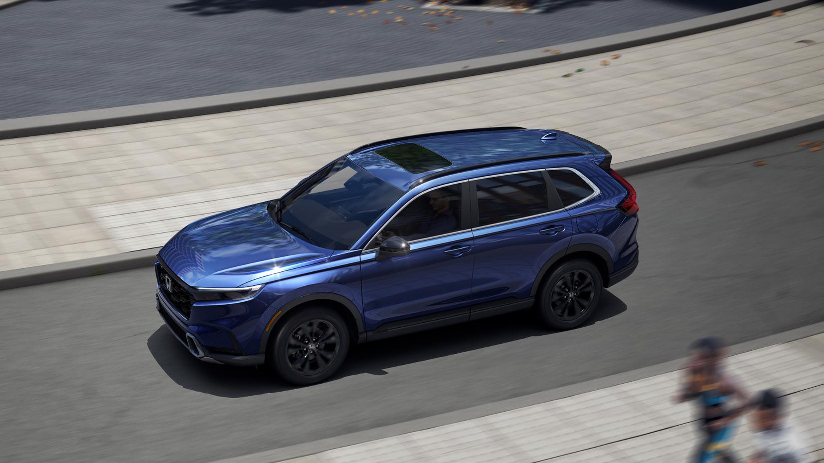 CR-V Hybrid driving (1)