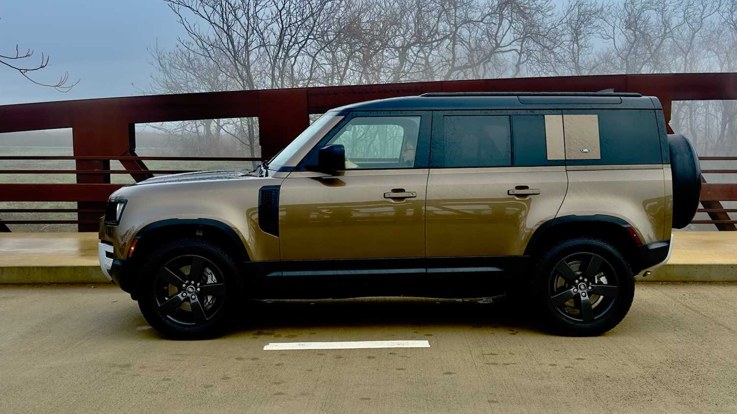 Defender Lwb Land Rover's 2024 Defender X-Dynamic SE 110 P400 Is A Brute in a Savile ...