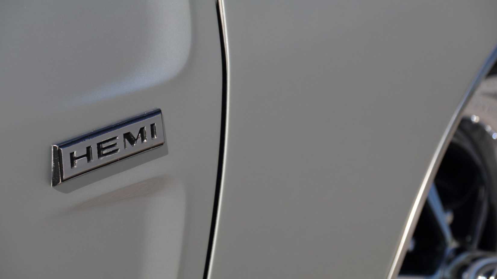 Mopar logo
