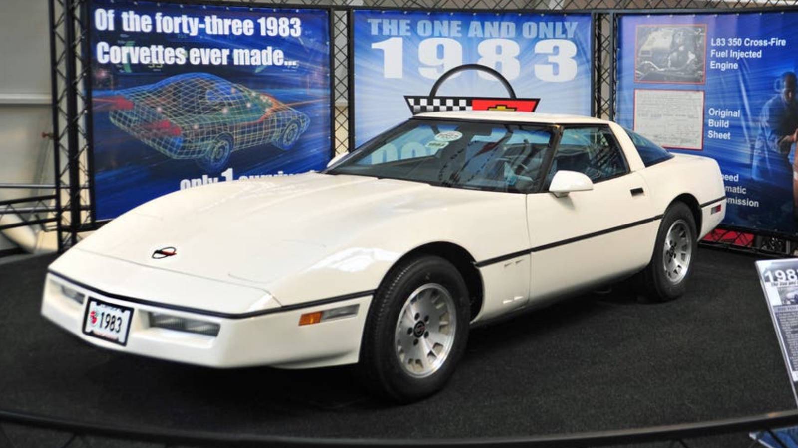 WESTERN Models n° WP108 Chevrolet Corvette 1983 1/43 WESTERN Models n° WP108 Chevrolet Corvette 1983 1/43