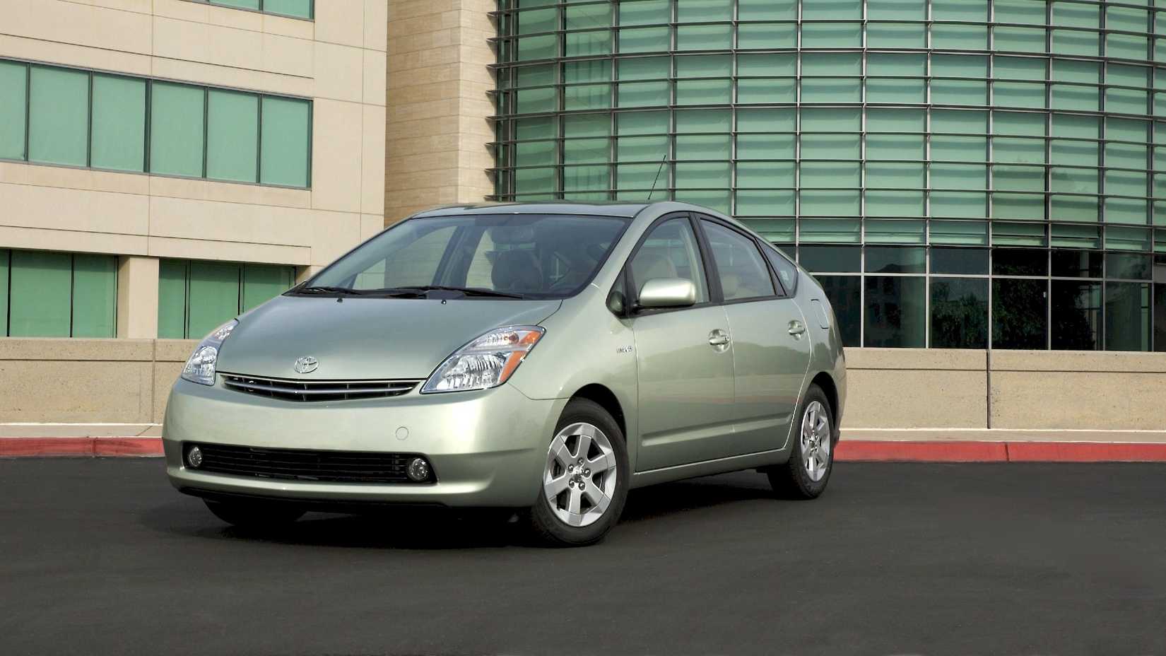 Generational Evolution Of The Toyota Prius Hybrid