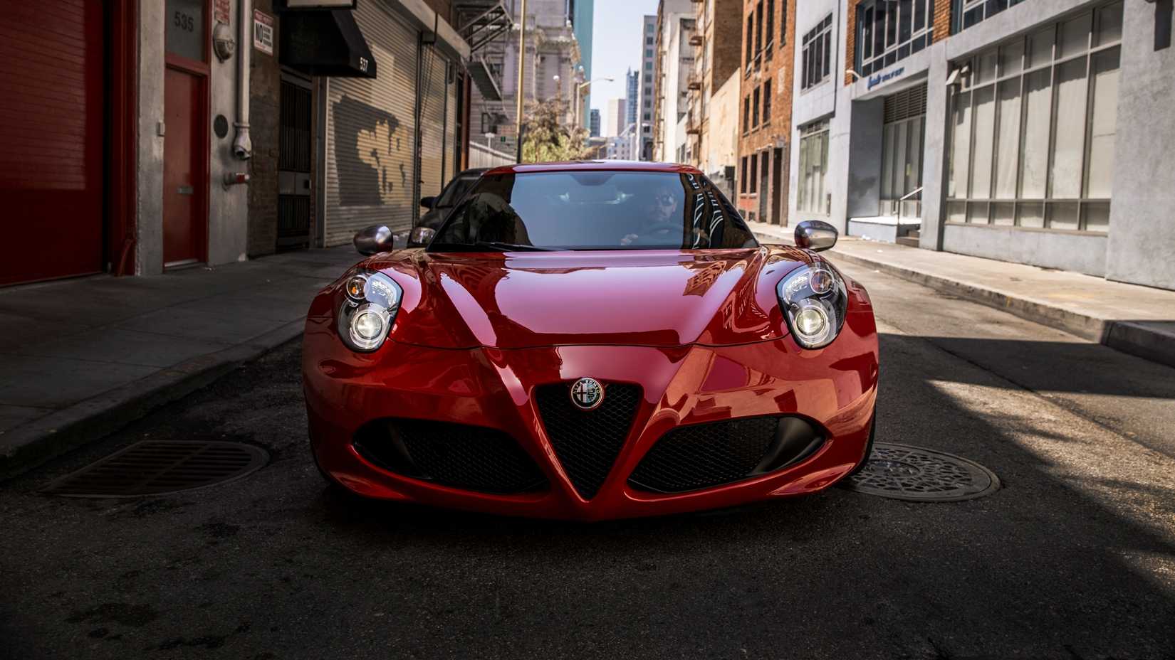 10 Fast Sports Cars With Relatively Small Engines