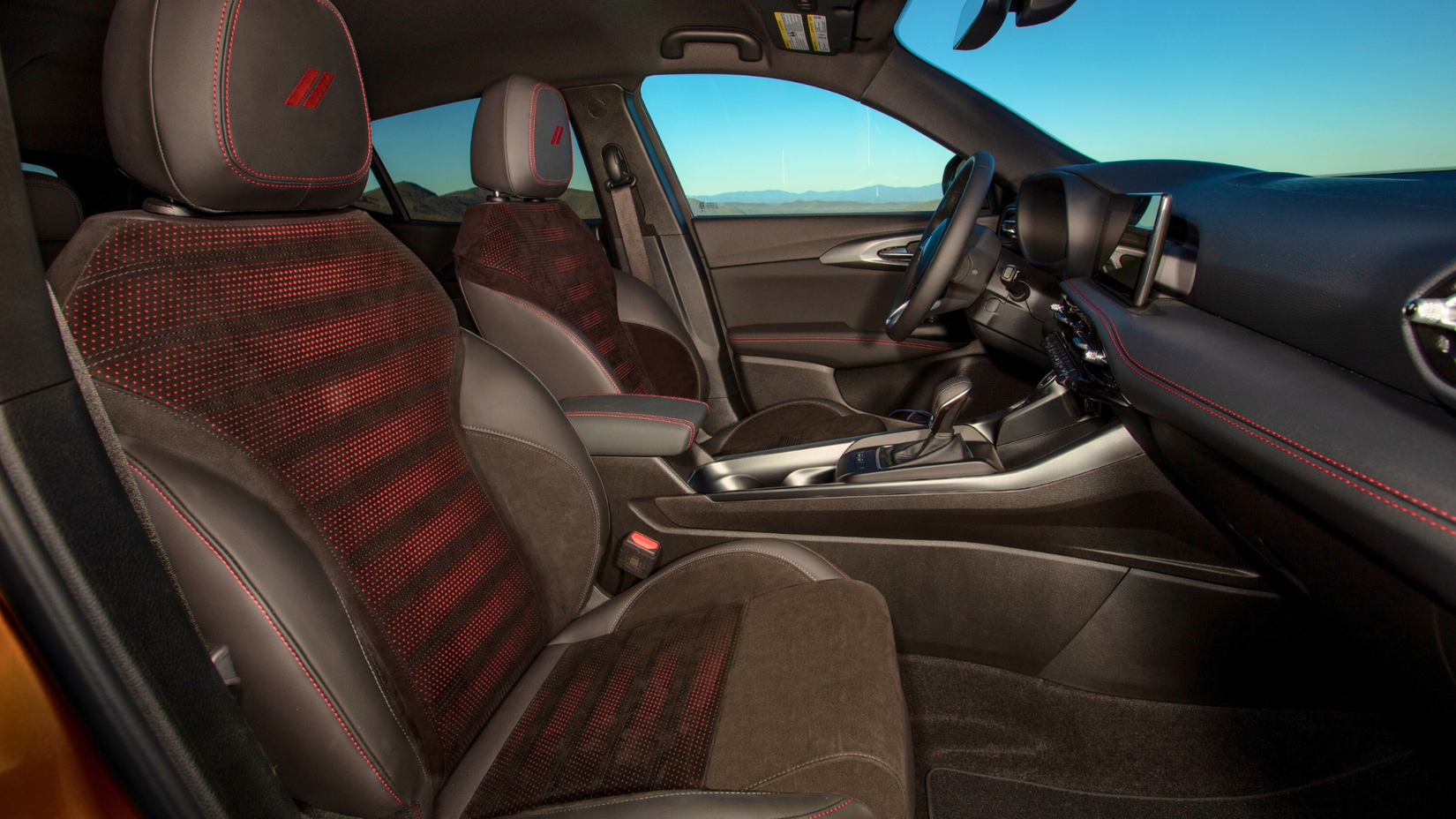 10 High-Performance Crossovers That Balance Comfort and Agility