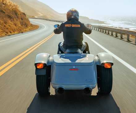 2024 Harley-Davidson Freewheeler navegando