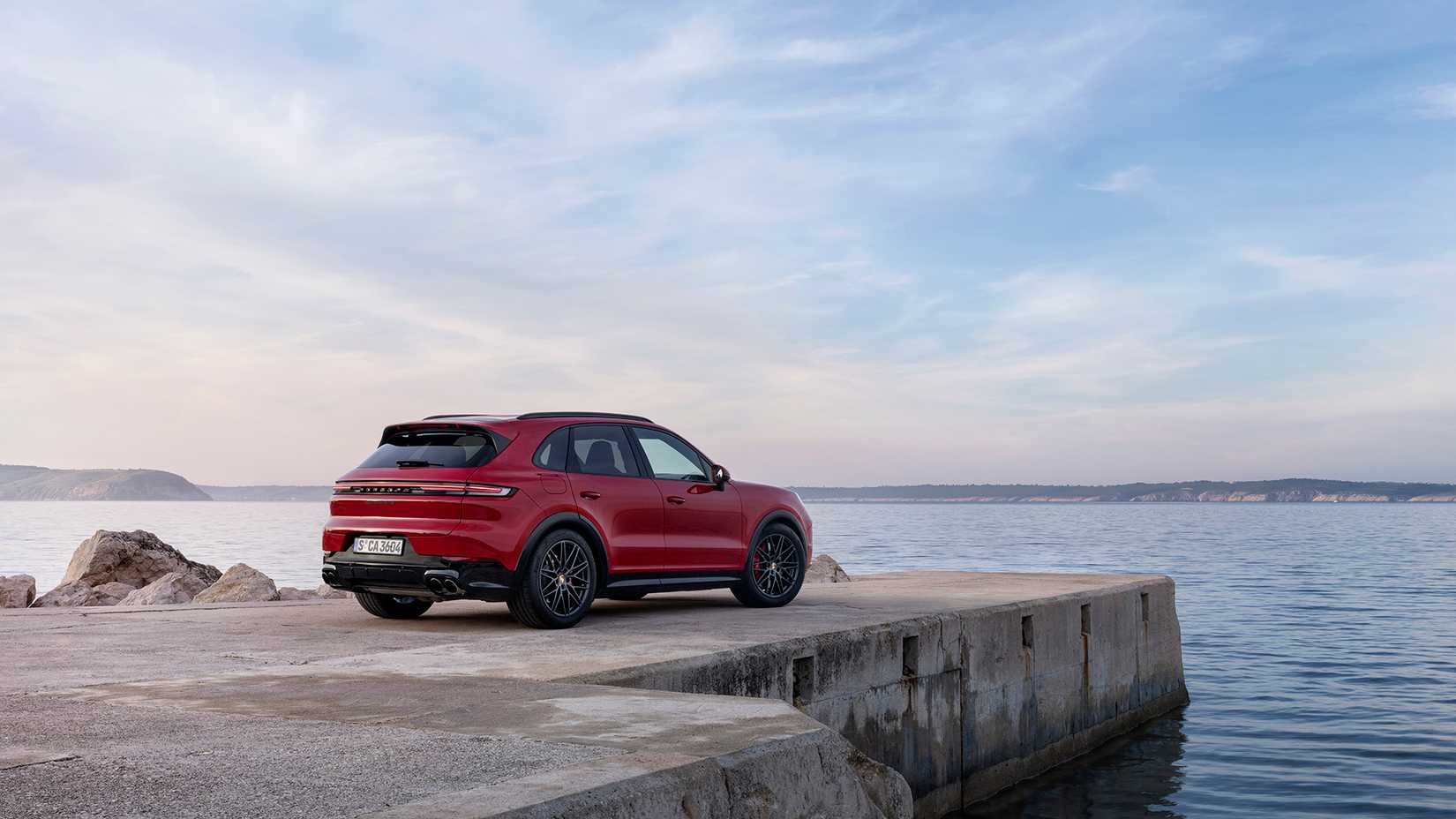 2025 Porsche Cayenne GTS (13)
