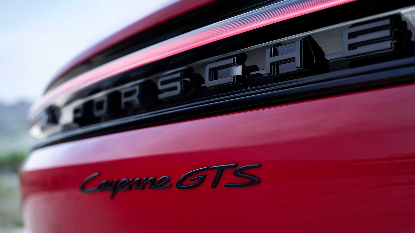 2025 Porsche Cayenne GTS (22)