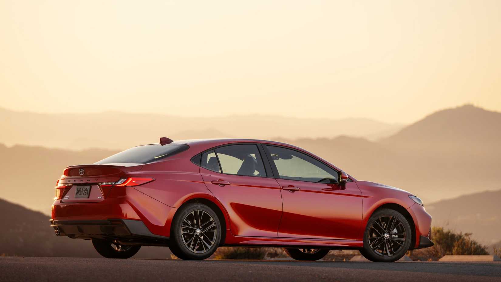 2025 Toyota Camry AWD