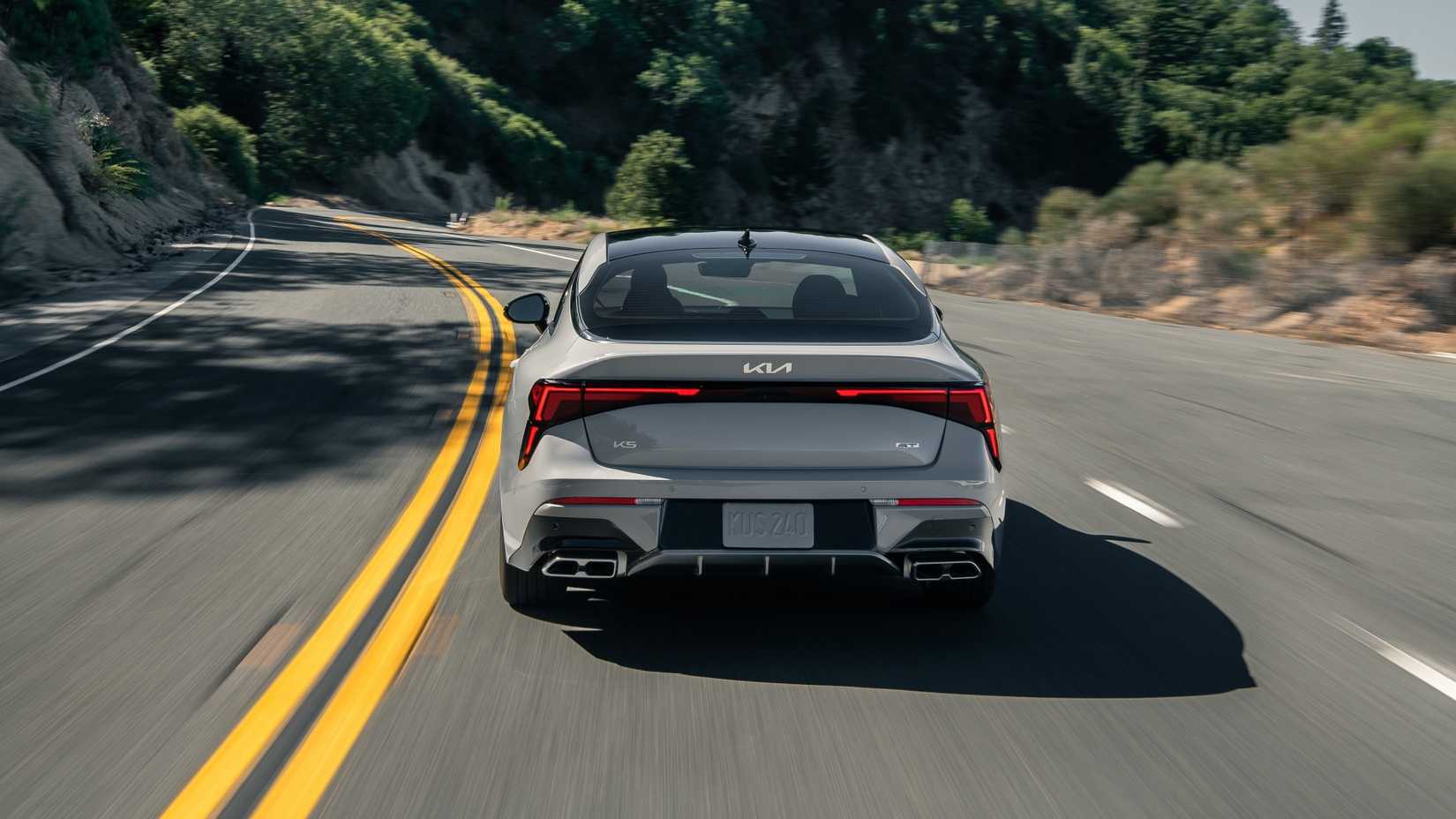 Rear shot action shot of a 2025 Kia K5