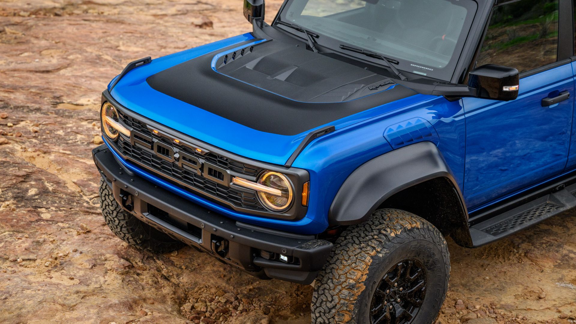 This New Package Reveals The Dark Side Of The Ford Bronco Raptor
