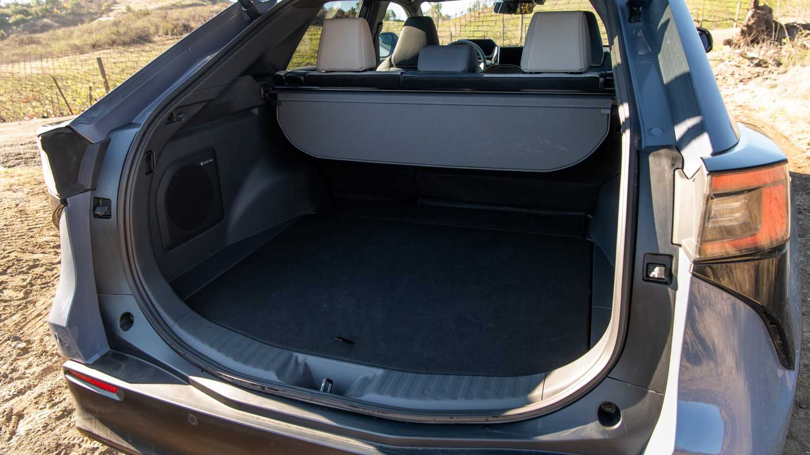 Porta-malas Subaru Solterra