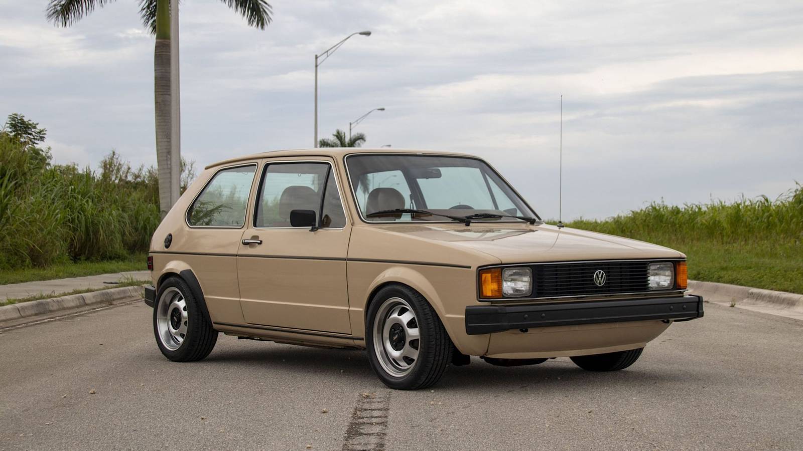 Volkswagen Rabbit: Trims, Features, And Performance Explained