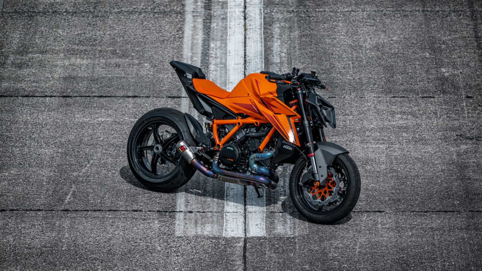 A birds-eye view of the KTM 1390 SUPER DUKE R EVO 