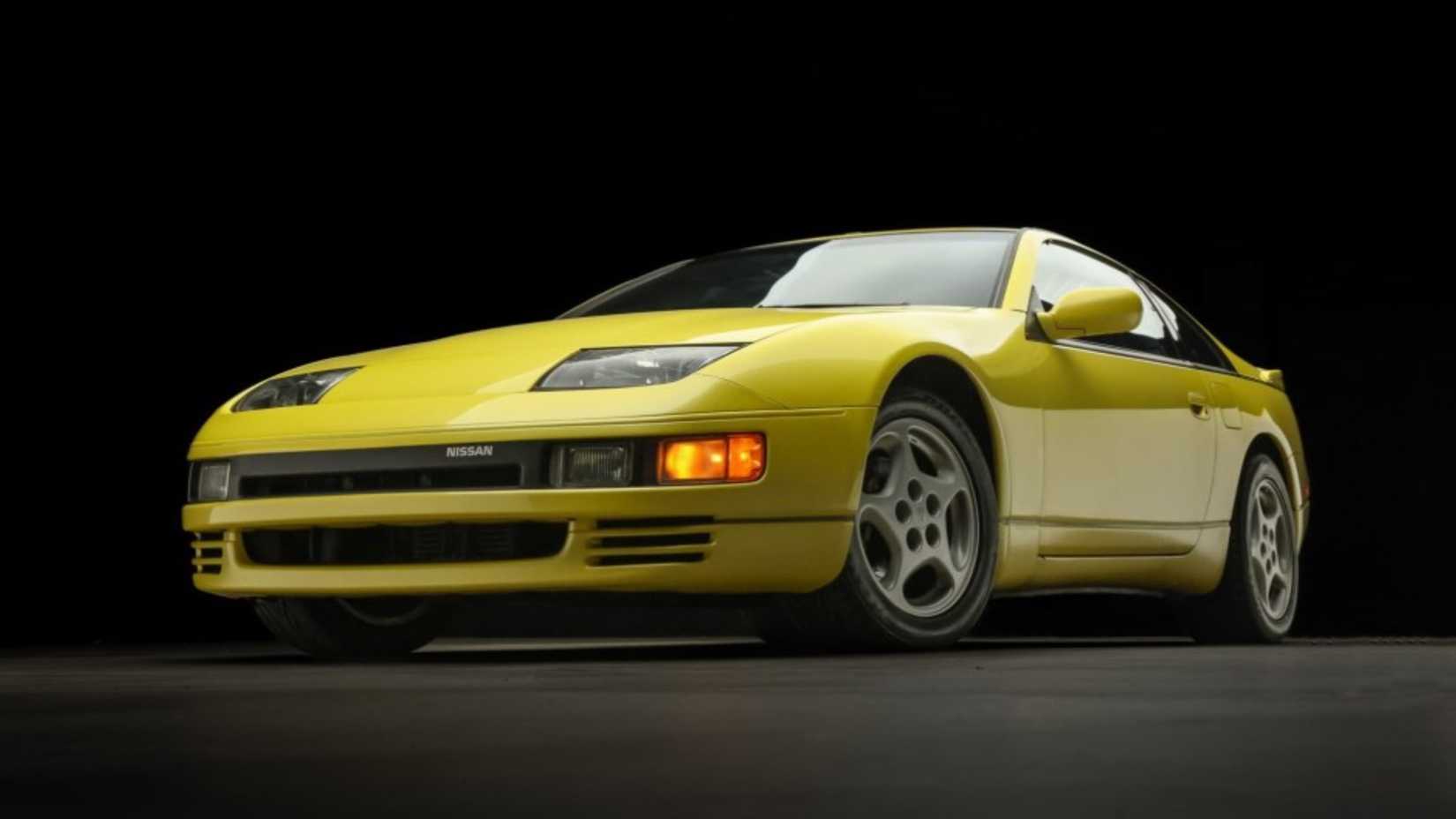 A yellow 1990 Nissan 300ZX Twin Turbo 3/4 front