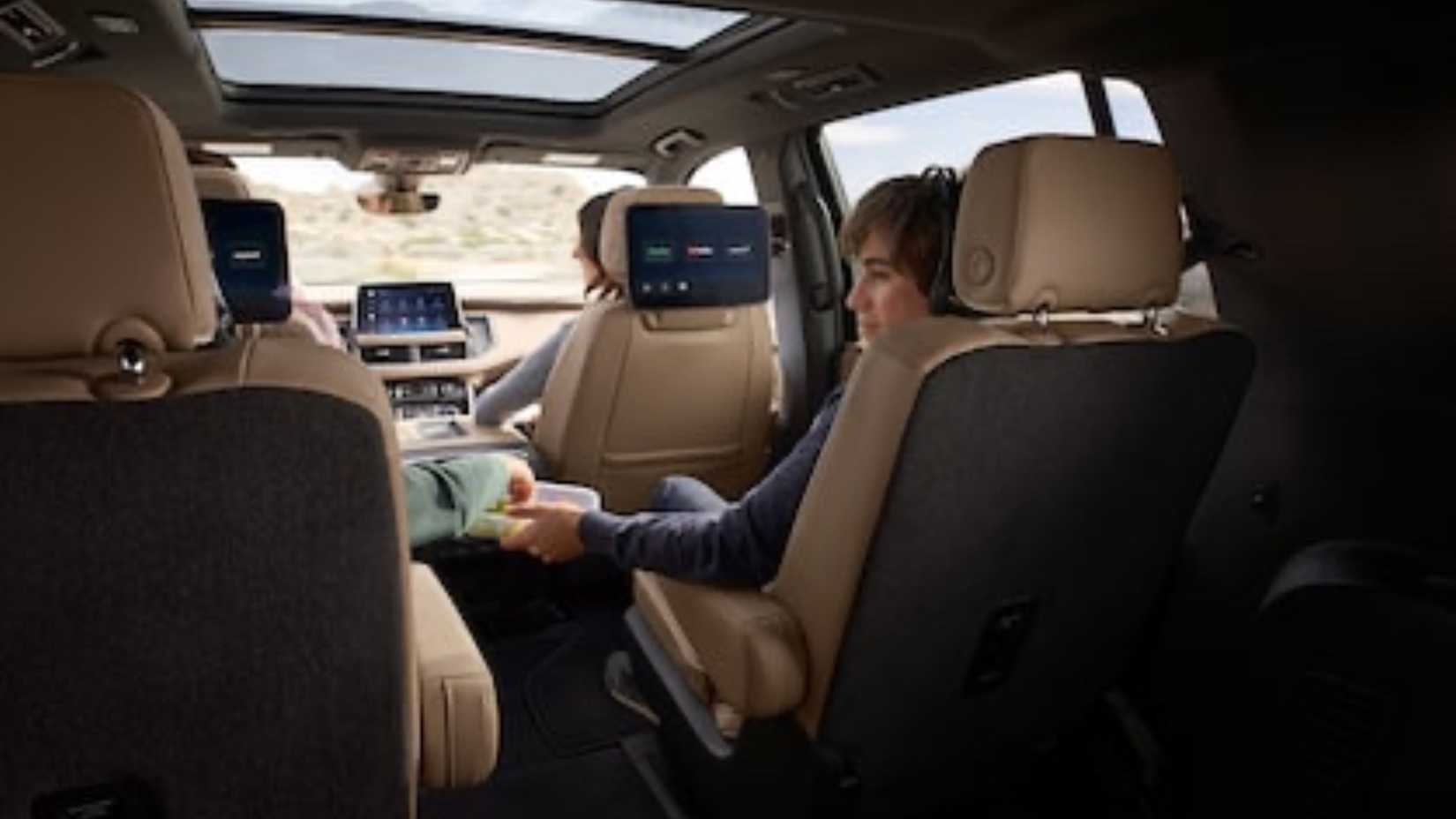 2024 Chevrolet Suburban Interior