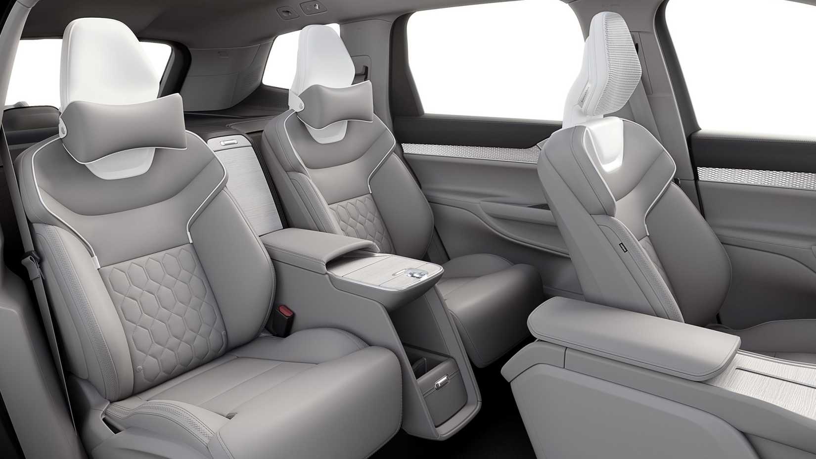 Full cabin shot of Volvo EX90