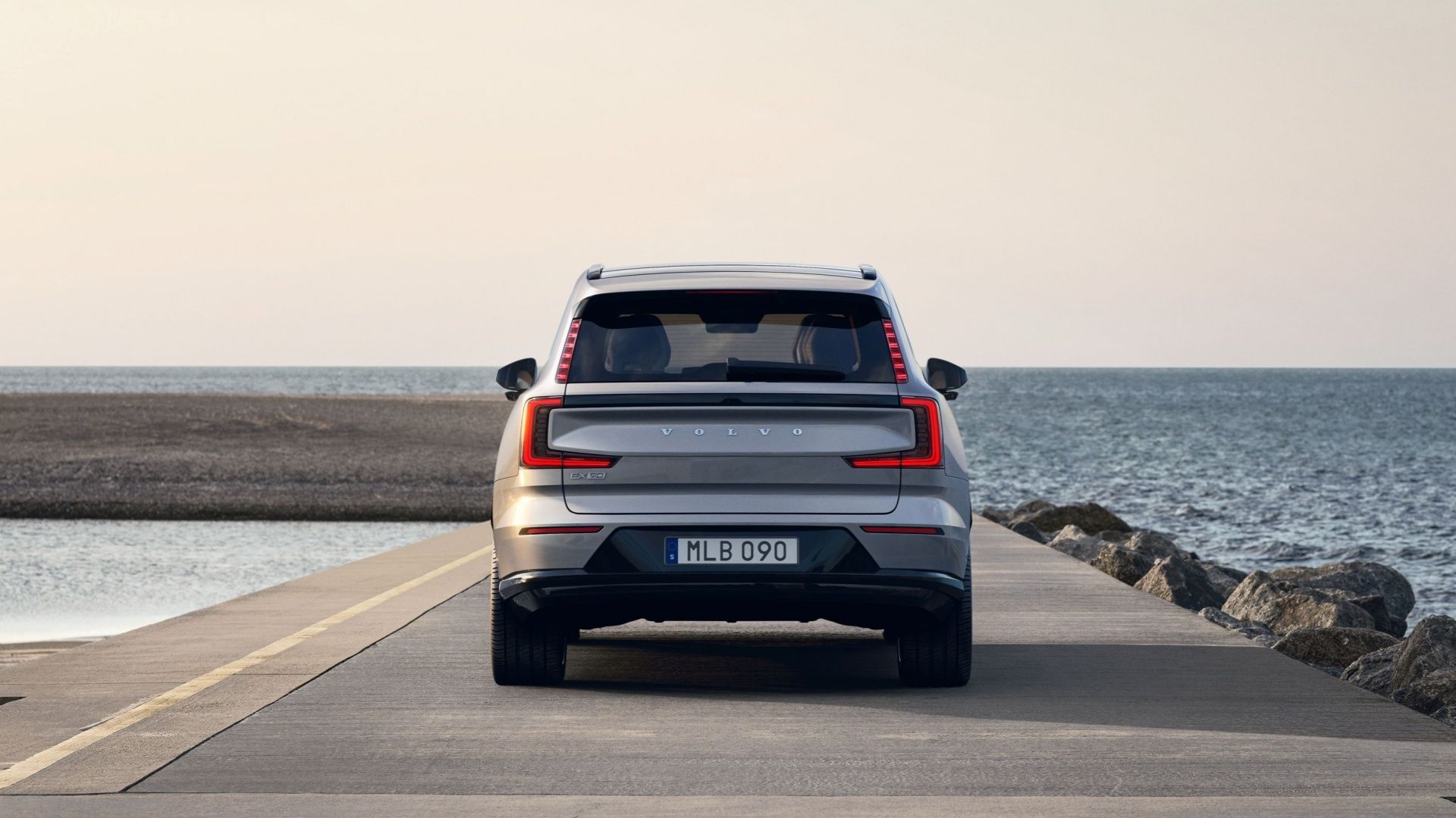 How The 2025 Volvo EX90 Is 