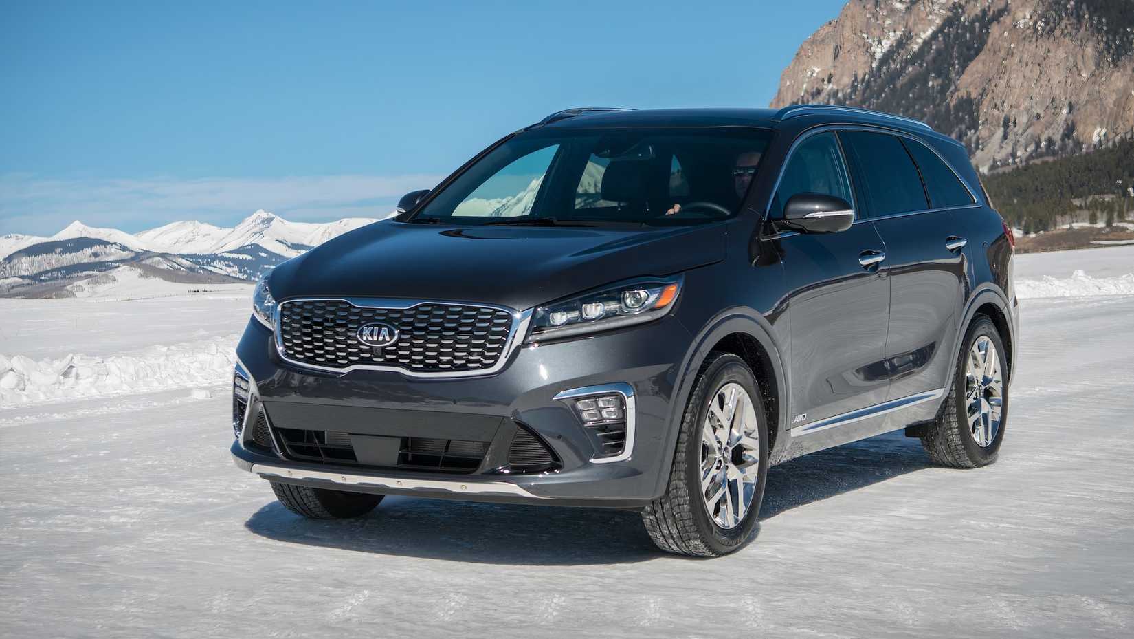 Gray 2022 Sorento front-quarter