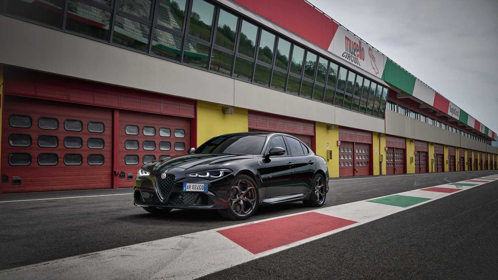 2024 Alfa Romeo Giulia Super Sport-13