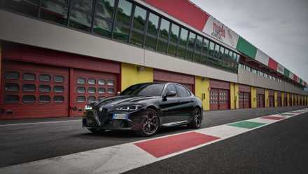 2024 Alfa Romeo Giulia Super Sport-13