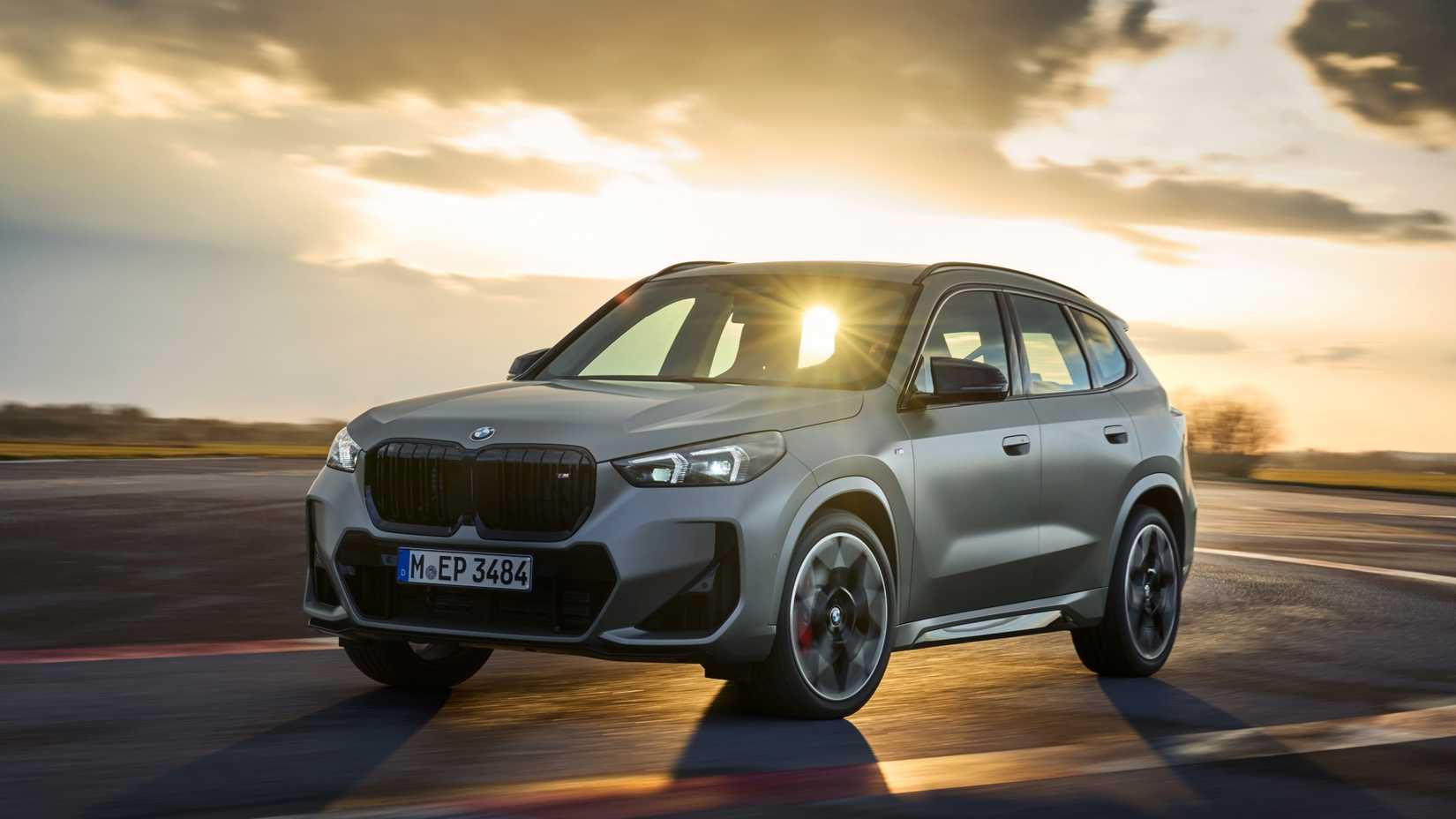 2024 BMW X1 Pôr do sol