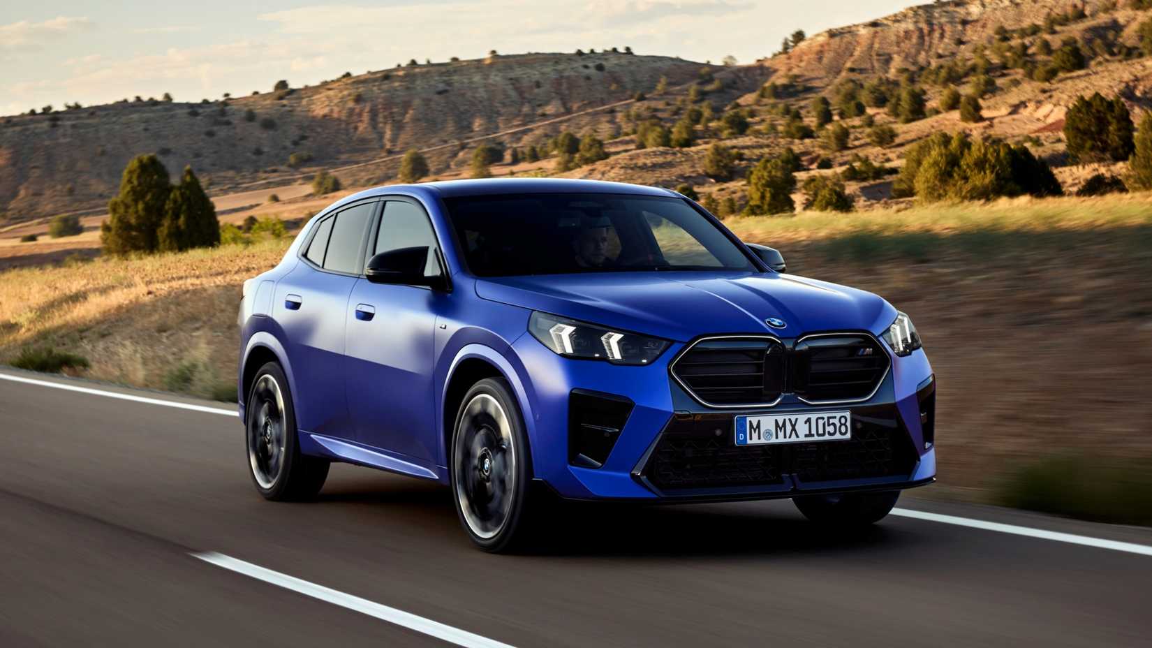2024 BMW X2 Front Three Quarter