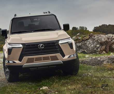 Head on action shot of the 2024 Lexus GX Overtrail