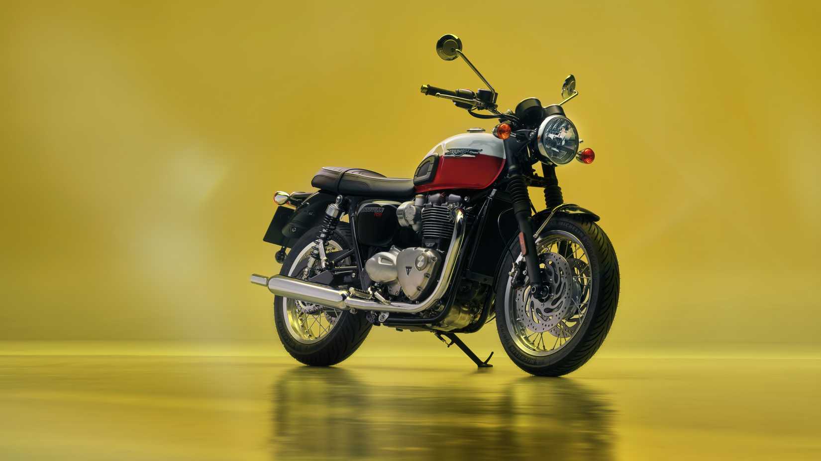 2025 Triumph Bonneville T120 Studio