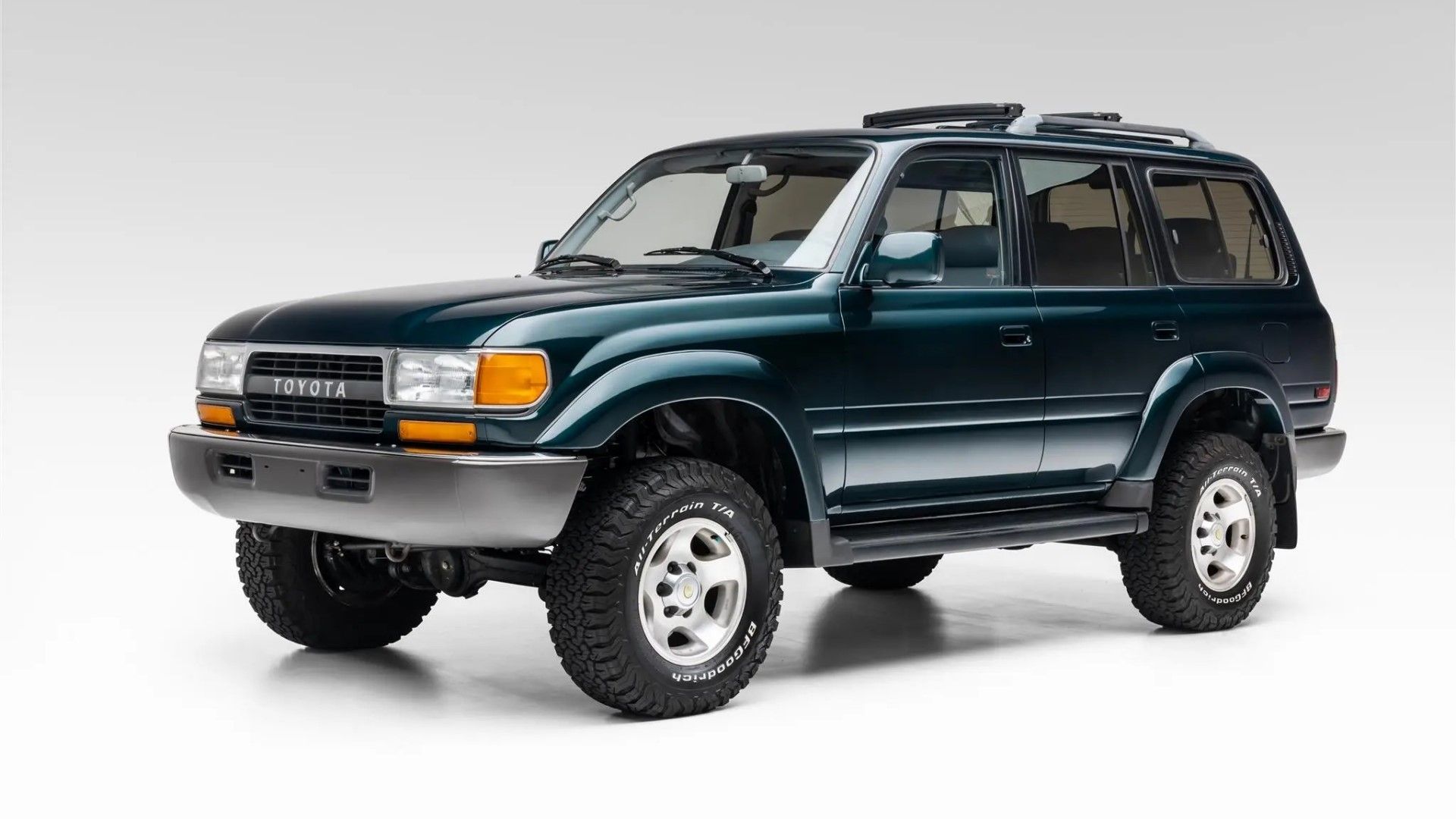 Why The 80 Series Land Cruiser Is One Of The Best 4x4s Ever Made