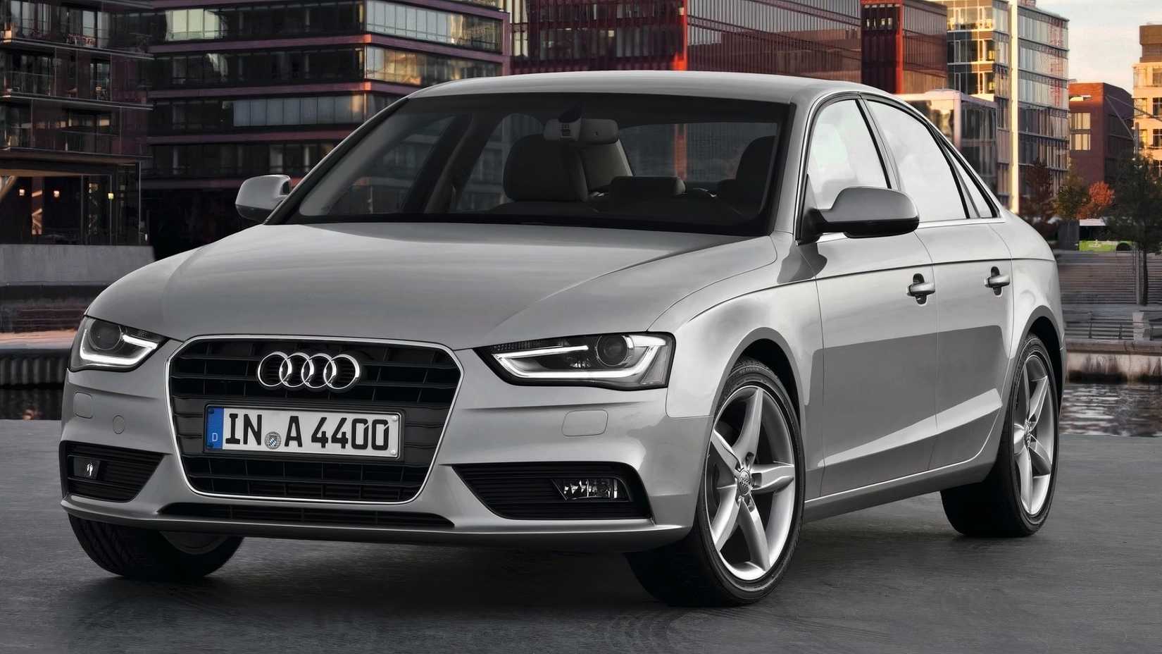 Front 3/4 shot of a 2013 Audi A4