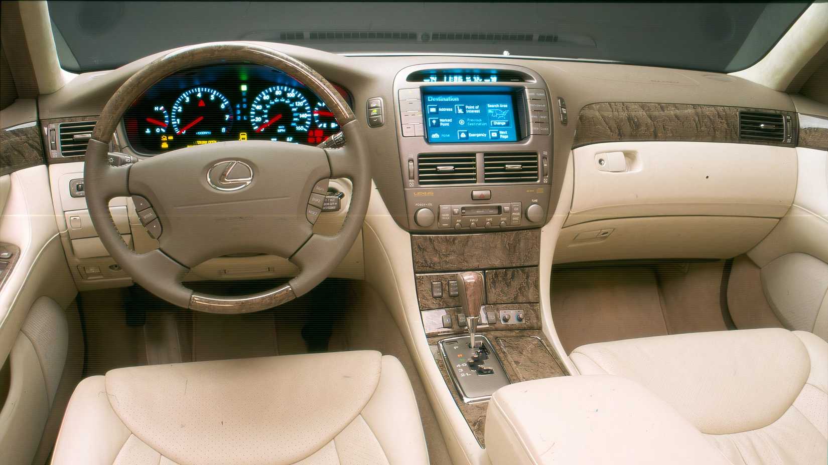 Interior do Lexus LS 430